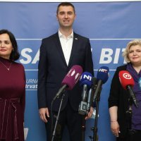 Davor Filipović predstavio kandidatkinje za svoje zamjenice