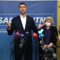 Davor Filipović predstavio kandidatkinje za svoje zamjenice