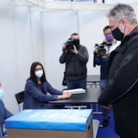 Miroslav Škoro predao potpise za kandidaturu za gradonačelnika Zagreba