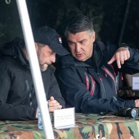 Zoran Milanović i Mario Banožić na vojnoj vježbi