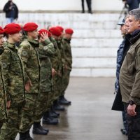 Predsjednik Milanović i ministar Banožić u Kninu na dodjeli crvenih beretki