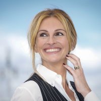 Julia Roberts