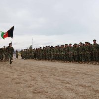 Afganistanska vojska i ljudi koji bježe pred sukobima