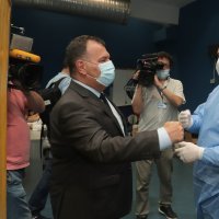 Vili Beroš cijepio građane u Osijeku