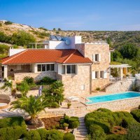 Vila Fabulosa, Brač