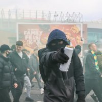 Manchester, protest navijača Uniteda uoči utakmice s Liverpoolom, 13.5.2021.