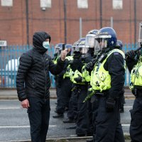 Manchester, protest navijača Uniteda uoči utakmice s Liverpoolom, 13.5.2021.