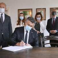 Veliko Trgovišće: Izaslanstvo HDZ-a obilježilo 99. obljetnicu rođenja dr. Franje Tuđmana