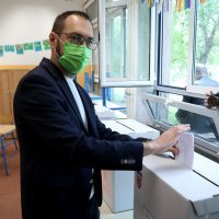 Tomislav Tomašević na biralištu