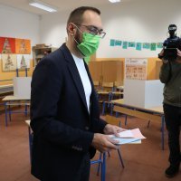 Tomislav Tomašević na biralištu