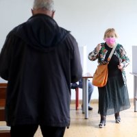 Anka Mrak Taritaš na biralištu