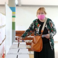 Anka Mrak Taritaš na biralištu