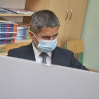 Vice Mihanović na biralištu