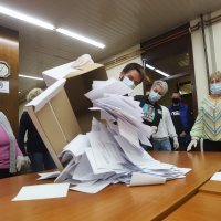 Nakon zatvaranja birališta počelo je prebrojavanje glasova