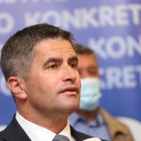 Split: Vice Mihanović nakon ulaska u drugi krug dao je izjave za medije