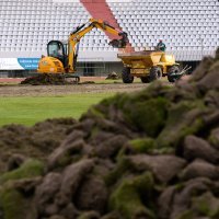 Uređenje travnjaka Hajdukova stadiona na Poljudu