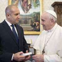 Rumen Radev i Stevo Pendarovski zajedno posjetili Vatikan
