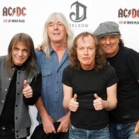 AC/DC