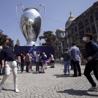 Navijači Manchester Cityja i Chelseaja u Portu