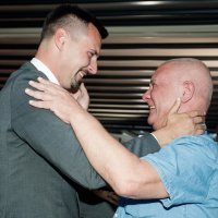 Split: Kandidat za zamjenika gradonačelnika Bojan Ivošević u zagrljaju oca Nikole