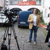 Ivan Čehok daje izjavu nakon prvih rezultata izbora