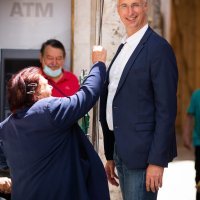 Novoizabrani gradonačelnik Ivica Puljak prošetao je Splitom