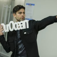 Adrian Grenier