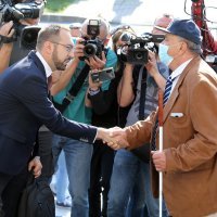 Primopredaja dužnosti u Zagrebu