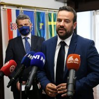 Primopredaja vlasti u Puli