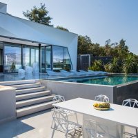 Diamond Villa