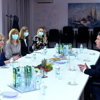 Zoran Milanović posjetio je Polikliniku za zaštitu djece i mladih Grada Zagreba