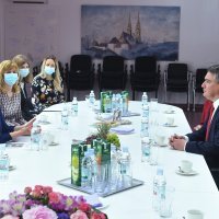 Zoran Milanović posjetio je Polikliniku za zaštitu djece i mladih Grada Zagreba