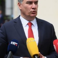 Zoran Milanović se obratio medijima nakon posjete Poliklinike za zaštitu djece i mladih Grada Zagreba