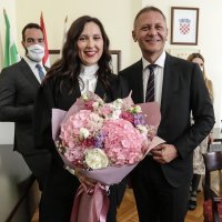 Petra Škrobot preuzela dužnost od bivšeg gradonačelnika Kreše Beljaka