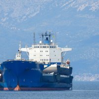 Brod kod Pelješkog mosta