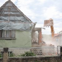 Zagreb: Rušenje prve kuće koja je stradala u potresu