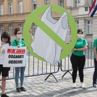 Zagreb: Prosvjed Zelene akcije zbog zakona o gospodarenju otpadom