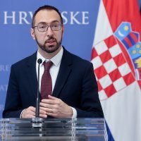 Darko Horvat, Tomislav Tomašević