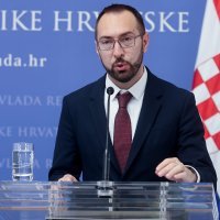 Darko Horvat, Tomislav Tomašević