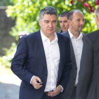 Milanović na Tripalovim danima u Sinju i obilasku Alkarskih dvora