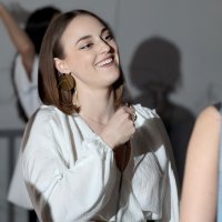 Otvorenje izložbe Eme Bregović, kćeri glazbenika Gorana Bregovića