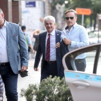 Članovi HDZ-a dolaze na sjednicu Središnjeg odbora stranke
