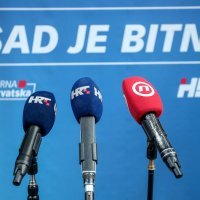 Članovi HDZ-a dolaze na sjednicu Središnjeg odbora stranke