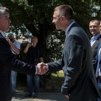 Zoran Milanović u Borovom naselju s Ivanom Penavom