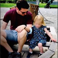 Travis Black sa kćerkom