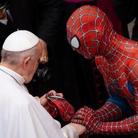 Papa Franjo i Spiderman