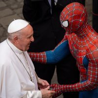 Papa Franjo i Spiderman