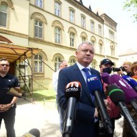 Održan radni sastanak na temu obnove zgrada oštećenih potresom