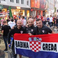 Hrvatski navijači u Kopenhagenu (navečer)  27.6.2021.