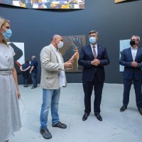 Andrej Plenković na Murtićevoj izložbi u HDLU-u